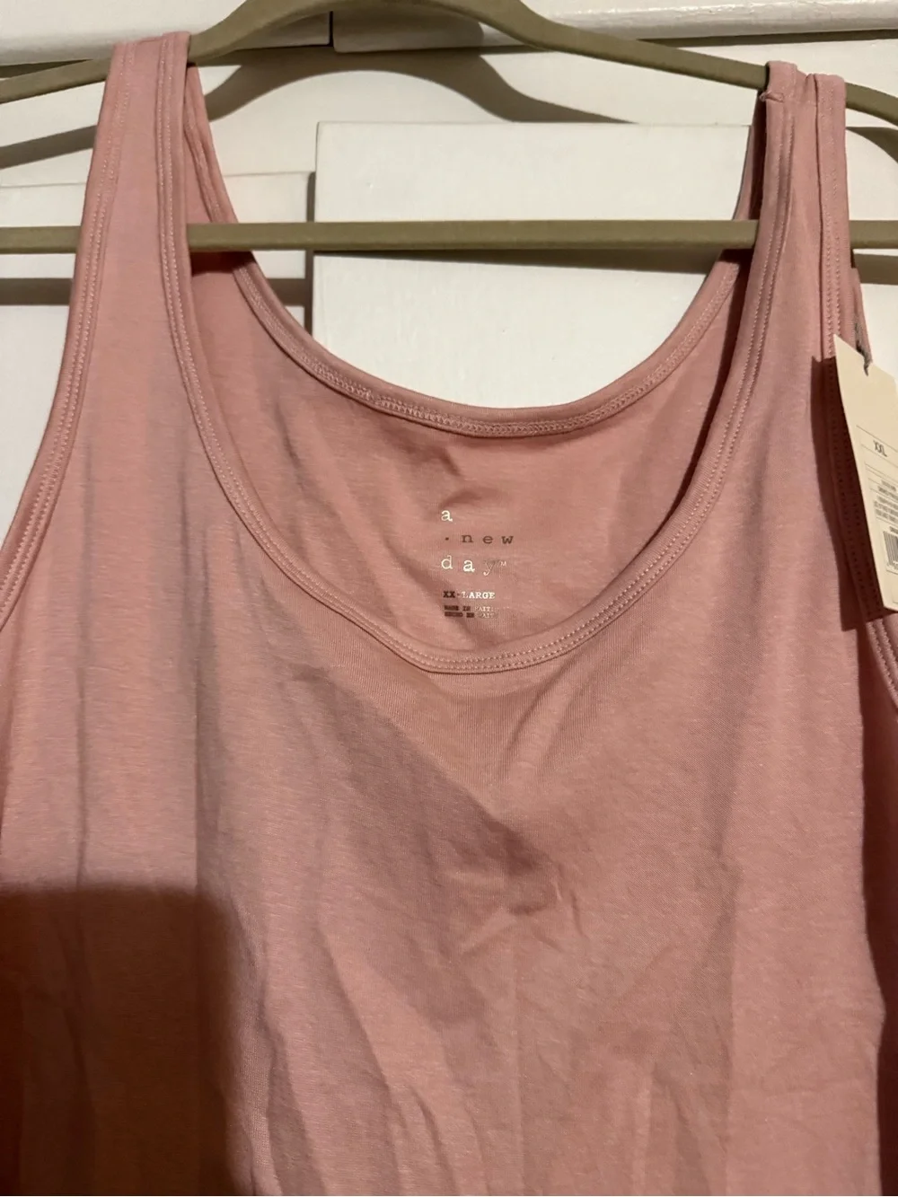 Women's Scoop Neck Tank Top in Light Pink NWT - Picture 4 of 4
